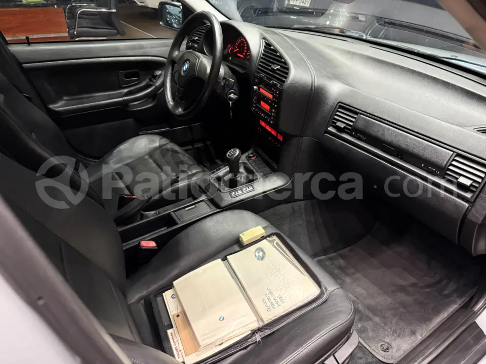 Foto 7 de BMW 328