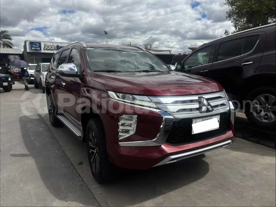 Foto 1 de Mitsubishi Montero Sport Diesel