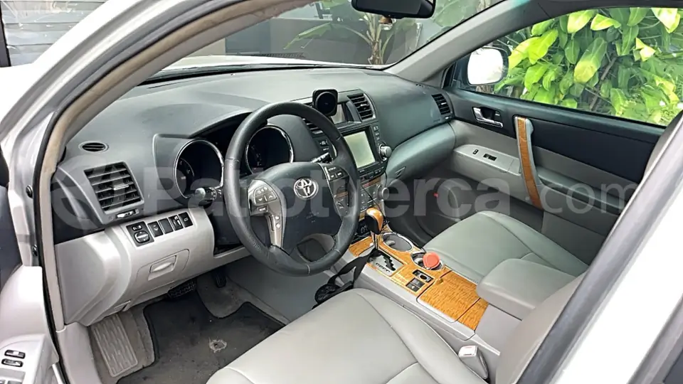 Foto 2 de Toyota Highlander Hibrido