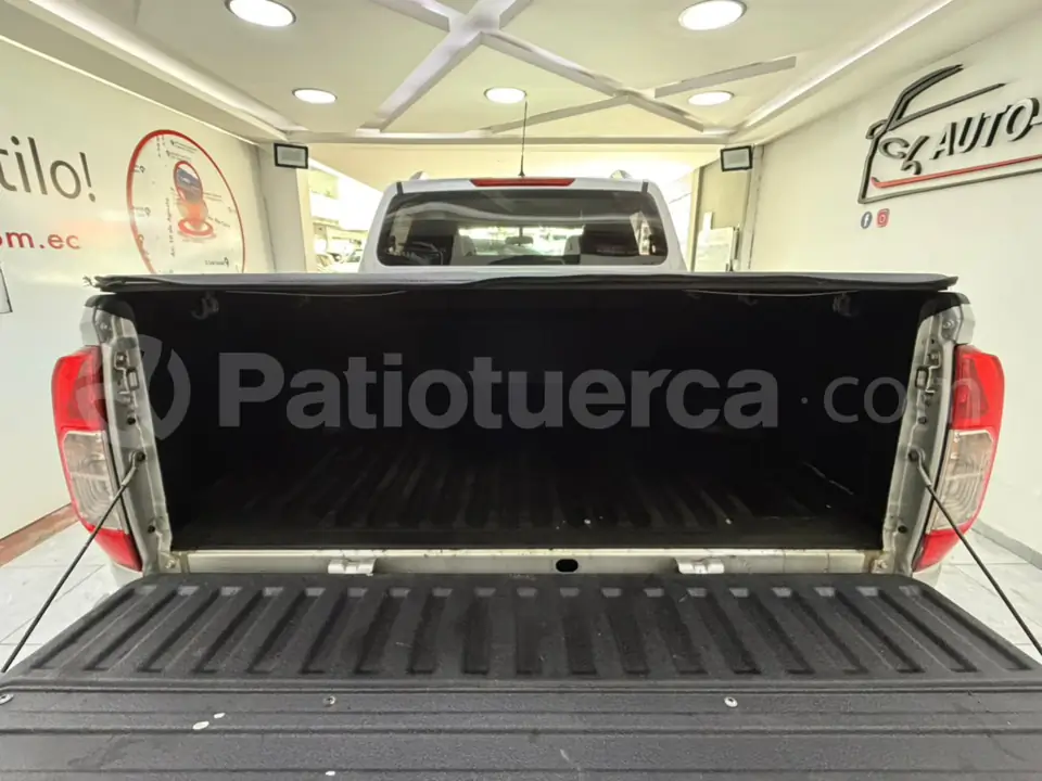 Foto 10 de Nissan FRONTIER S