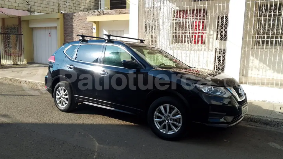 Foto 1 de Nissan X-Trail Sense