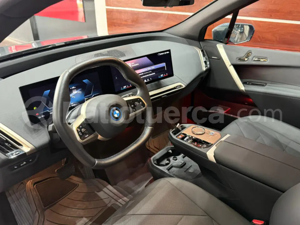 Foto 6 de BMW IX XDRIVE 40