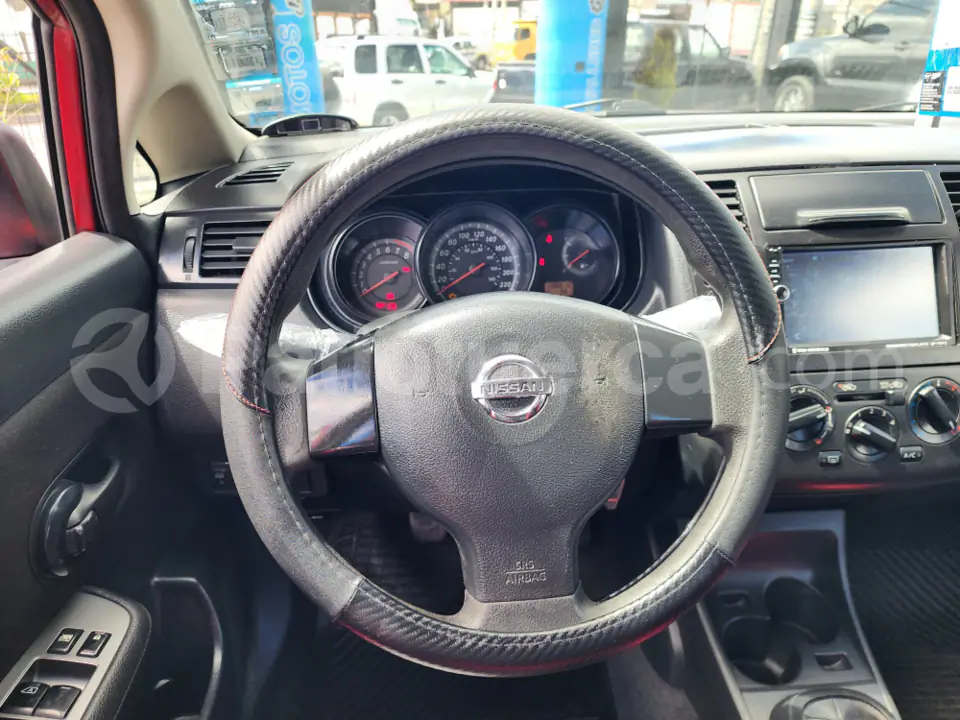 Foto 14 de Nissan Tiida