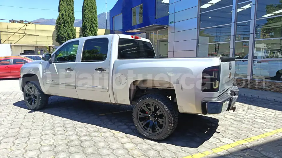 Foto 4 de Chevrolet Silverado Hibrido 4x4
