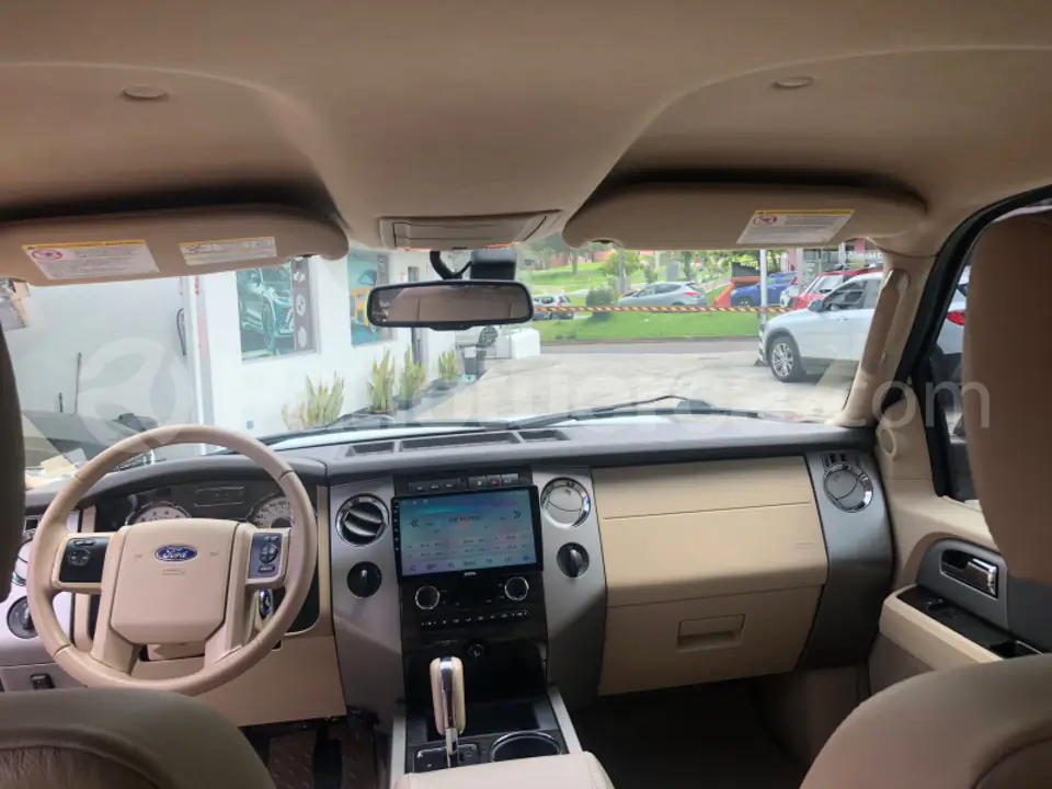 Foto 16 de Ford Expedition XLT