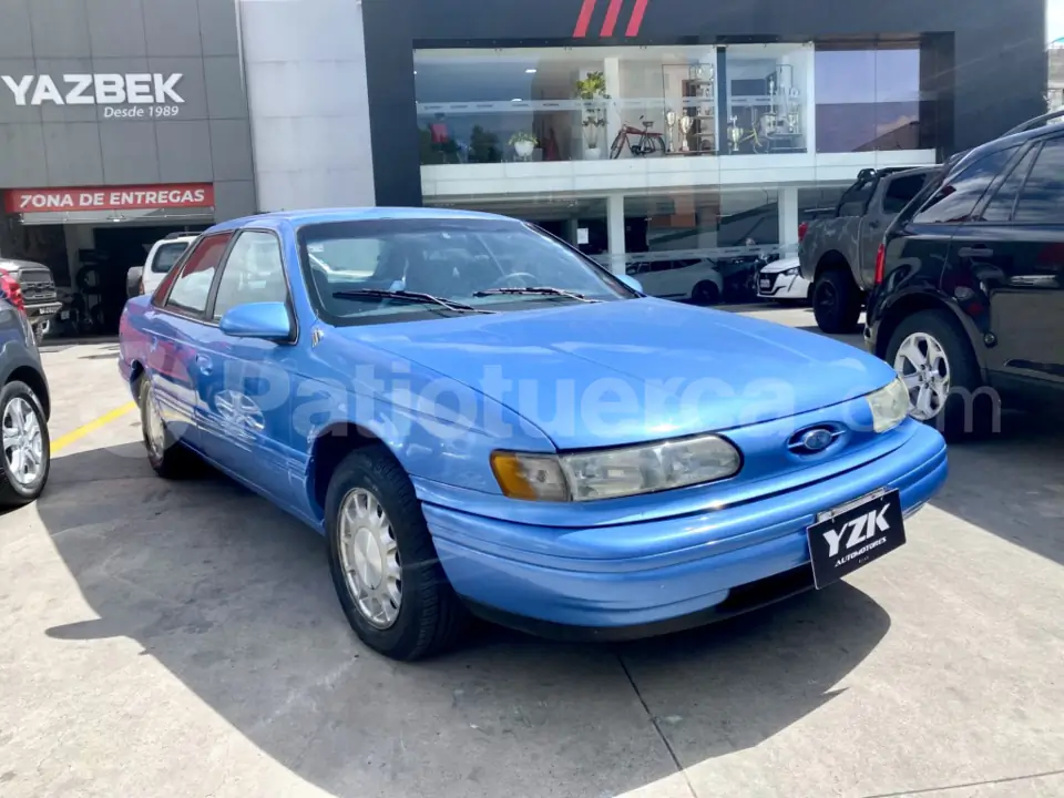 Foto 11 de Ford Taurus