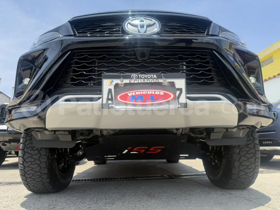 Foto 17 de Toyota Fortuner 4.0