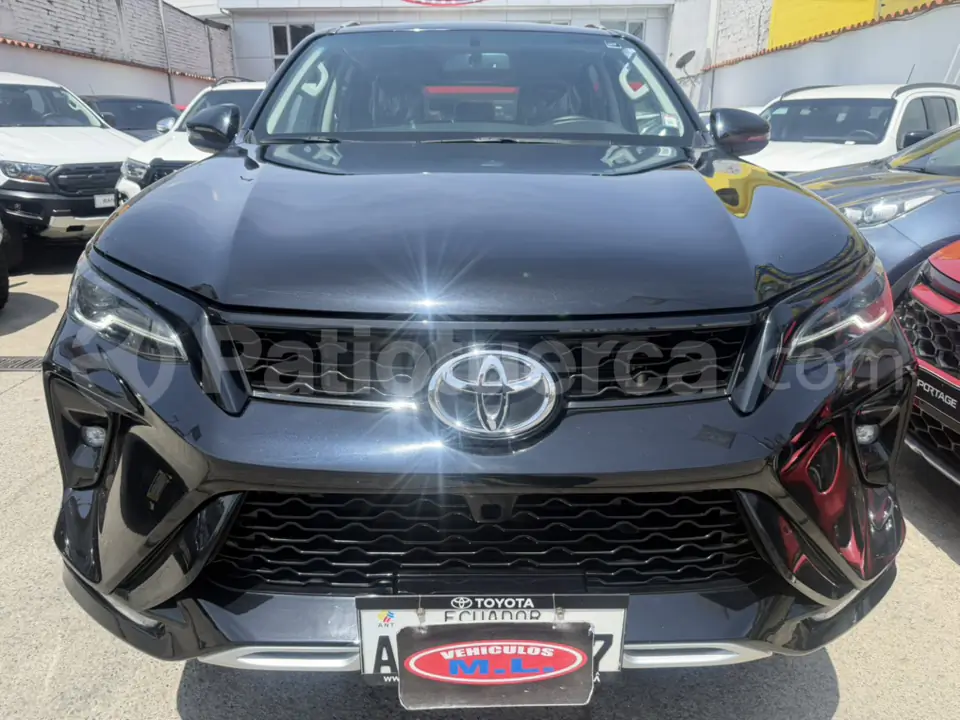 Foto 19 de Toyota Fortuner 4.0