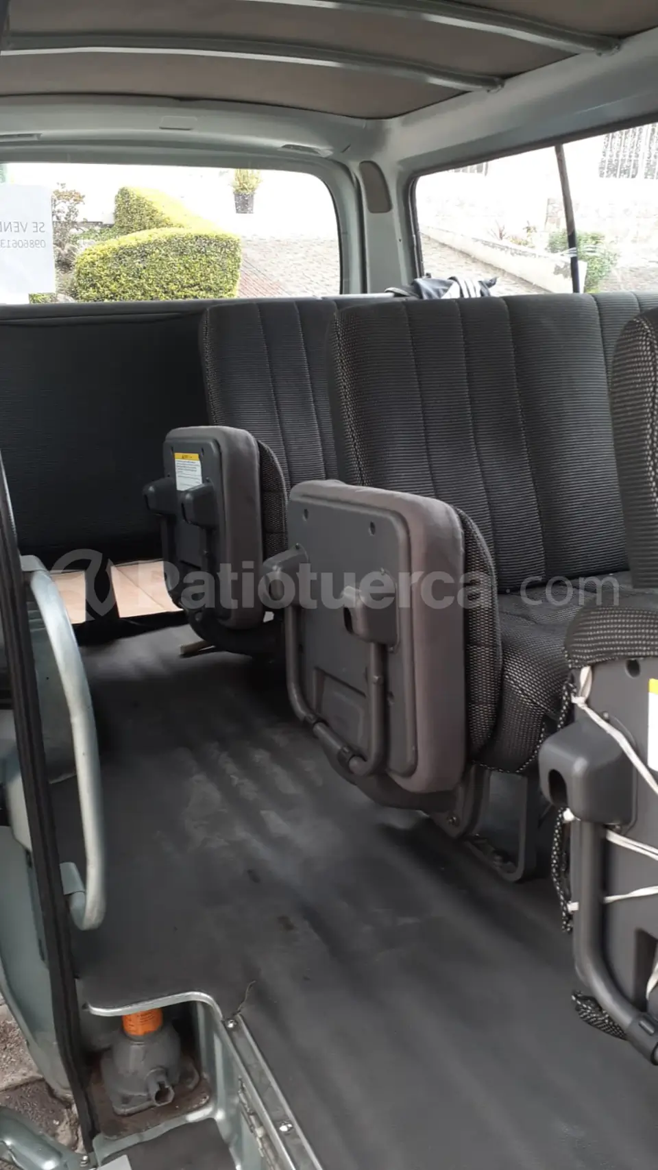 Foto 4 de Nissan Urvan