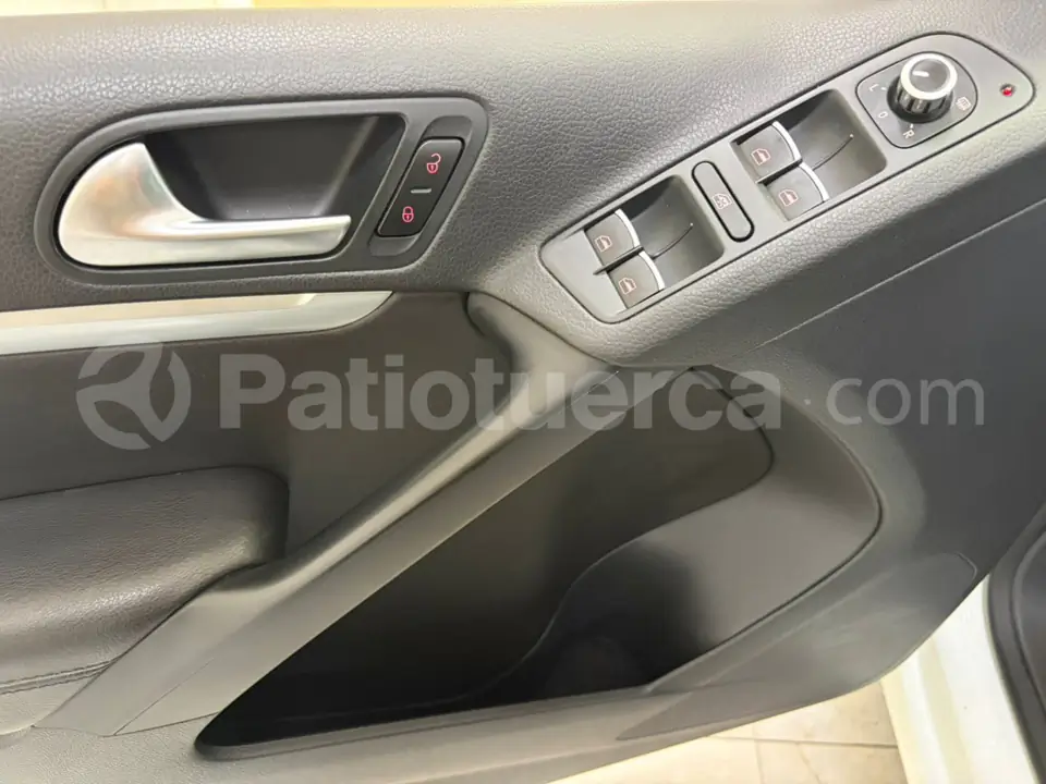 Foto 13 de Volkswagen Tiguan Sport Style