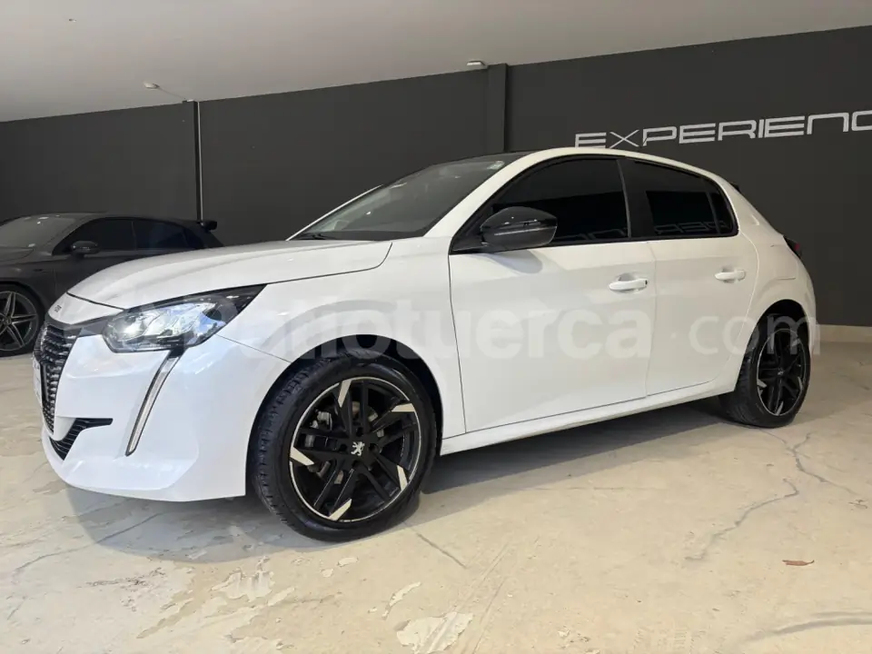 Foto 2 de Peugeot 208