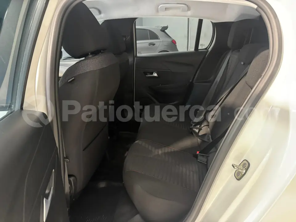 Foto 13 de Peugeot 208