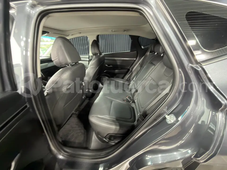 Foto 9 de Hyundai TUCSON NX4E GL