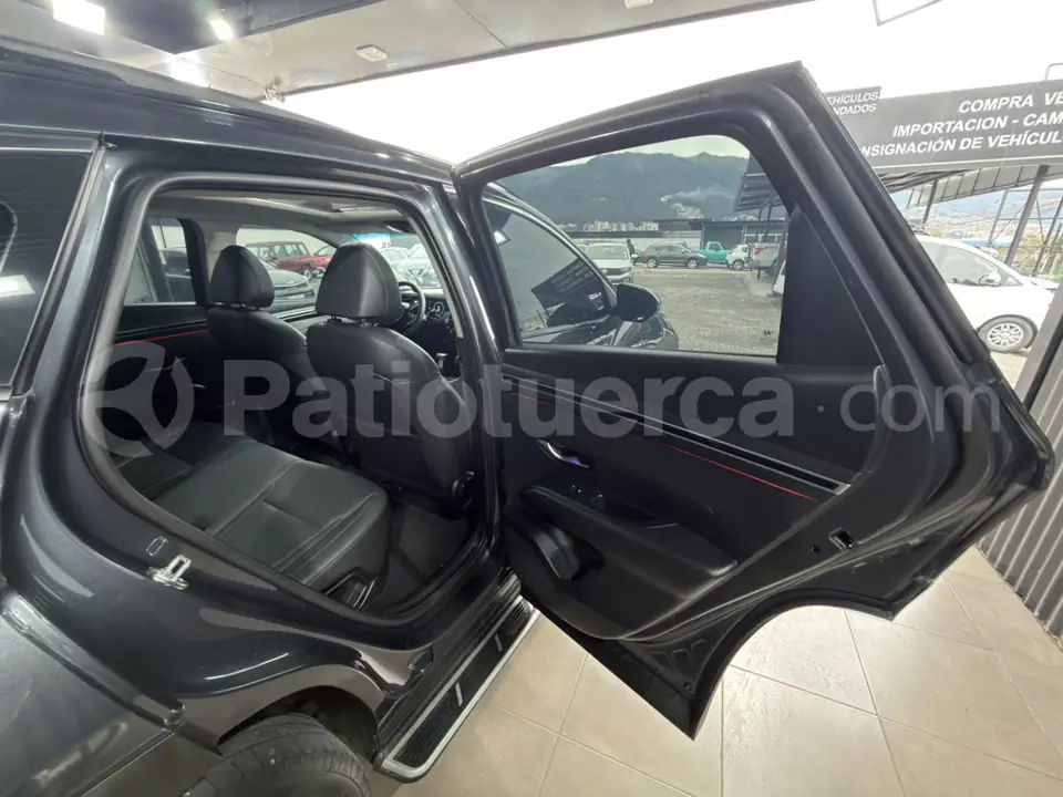 Foto 10 de Hyundai TUCSON NX4E GL