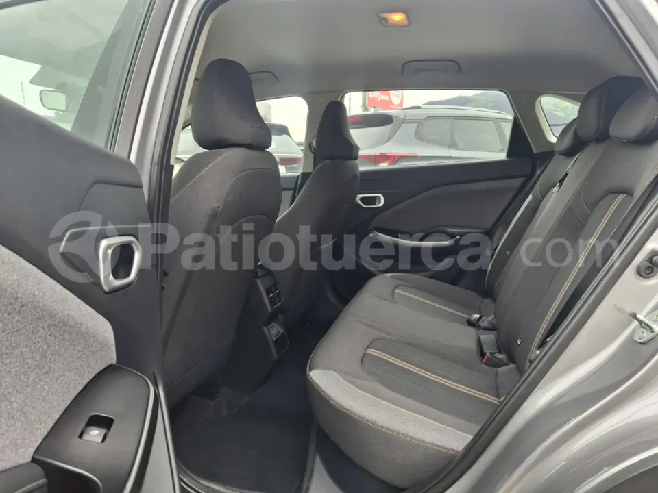 Foto 9 de Kia K3 CROSS