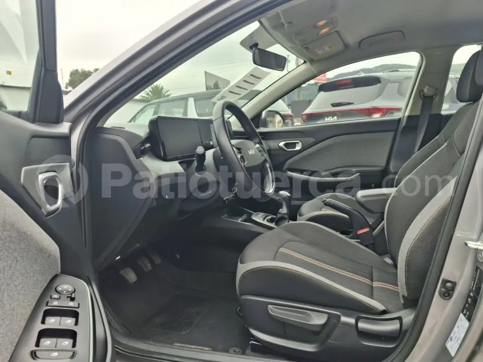 Foto 11 de Kia K3 CROSS