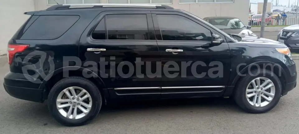 Foto 13 de Ford Explorer 5P