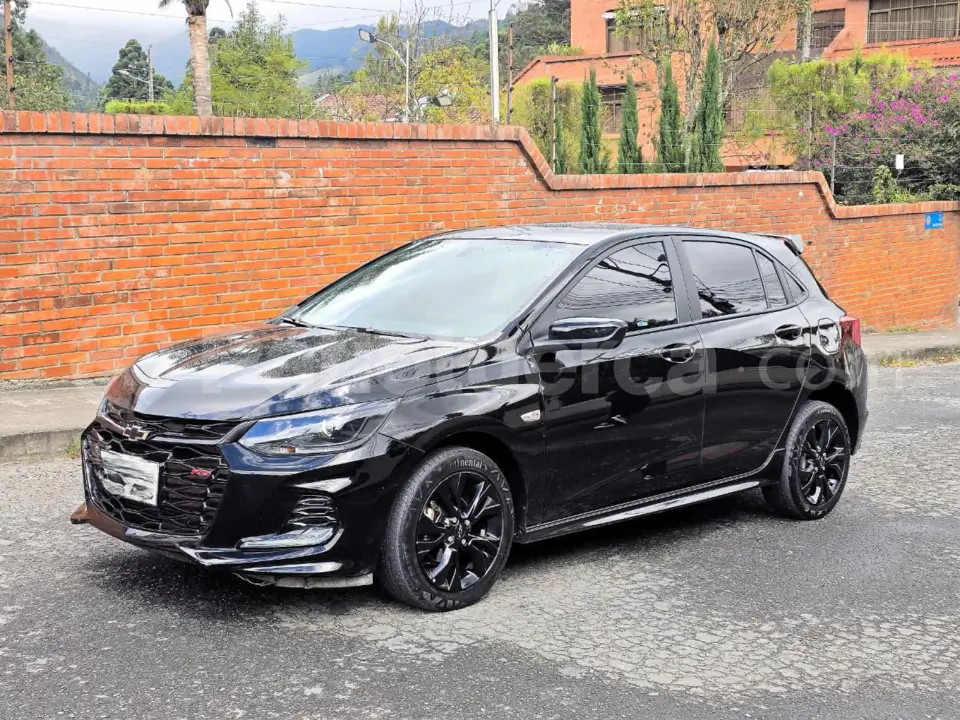 Foto 3 de Chevrolet ONIX RS