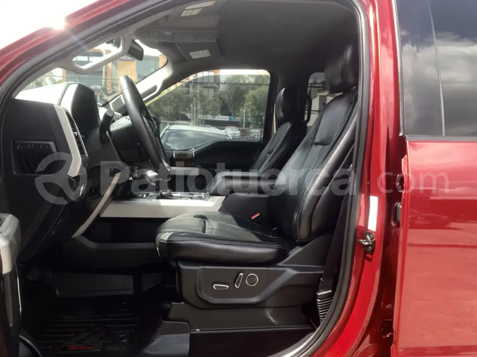 Foto 2 de Ford F150 Lariat