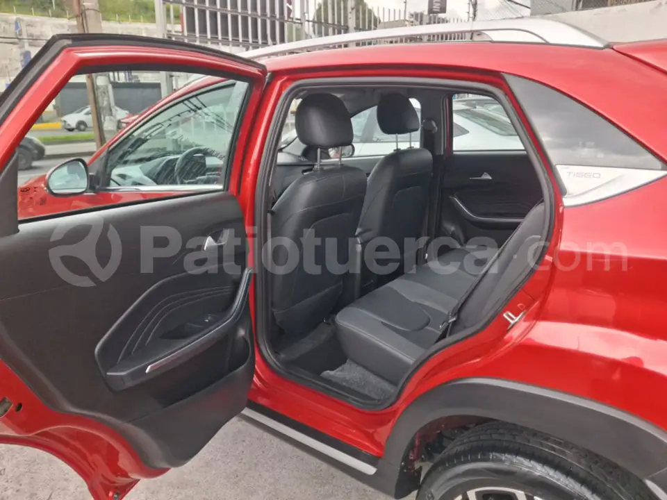 Foto 12 de Chery TIGGO 2 PRO