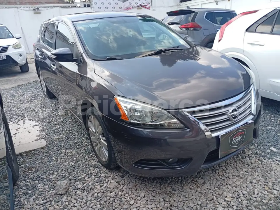 Foto 9 de Nissan Sentra Exclusive