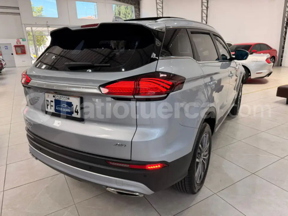 Foto 4 de Geely Azkarra