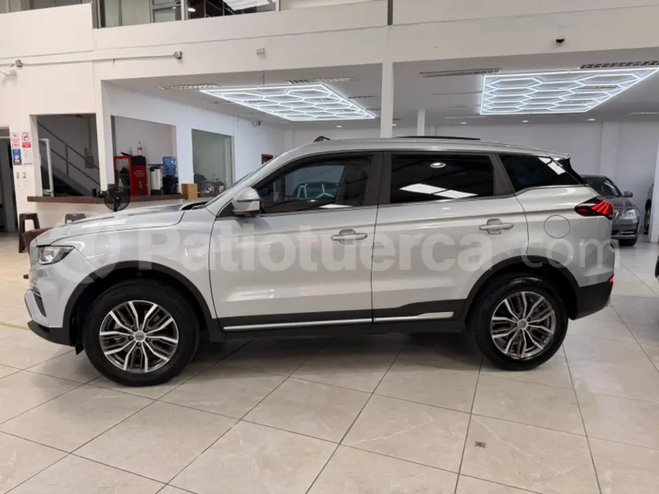 Foto 6 de Geely Azkarra