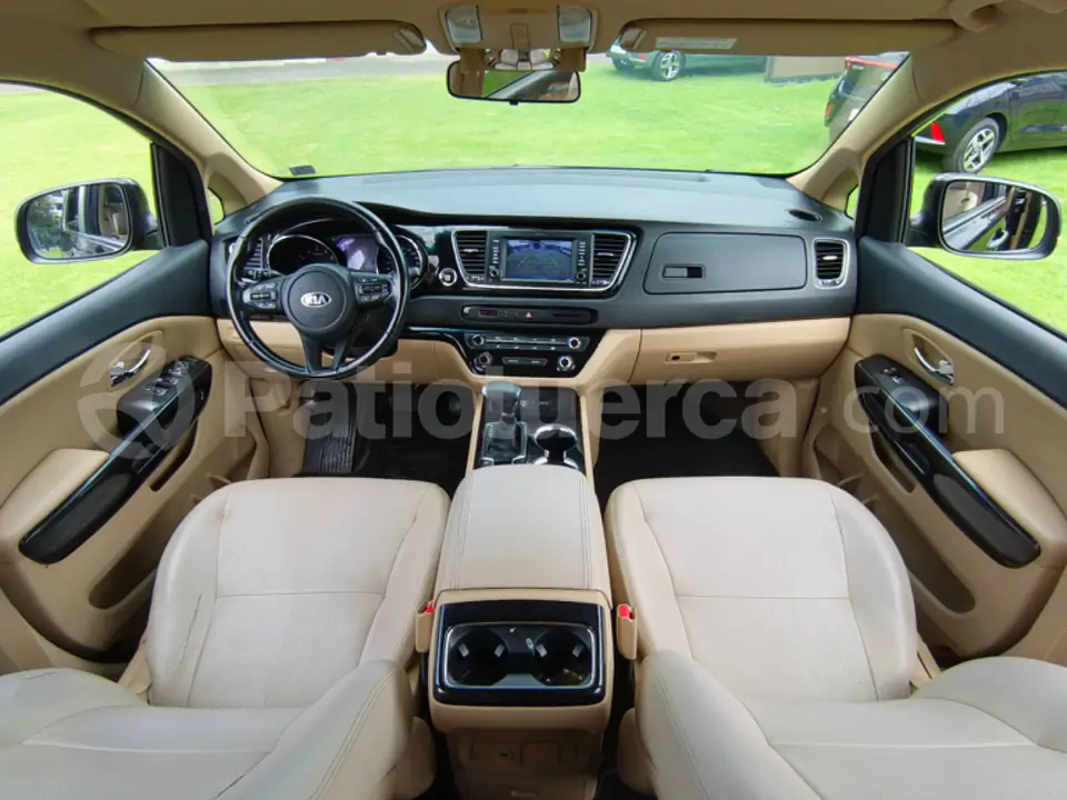 Foto 17 de Kia Carnival