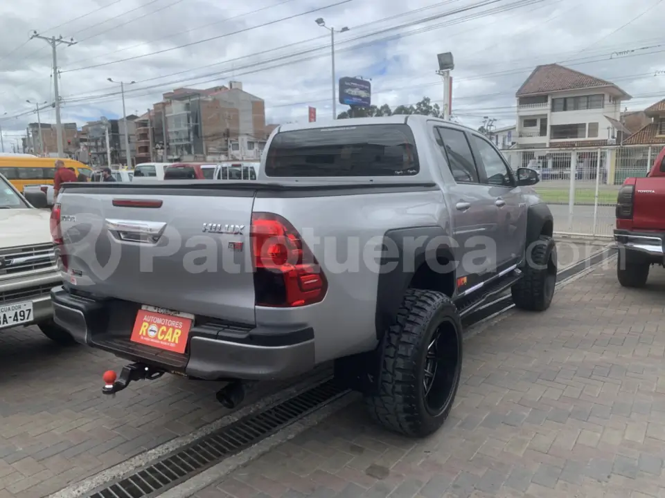 Foto 4 de Toyota Hilux CD 4x4 Diesel