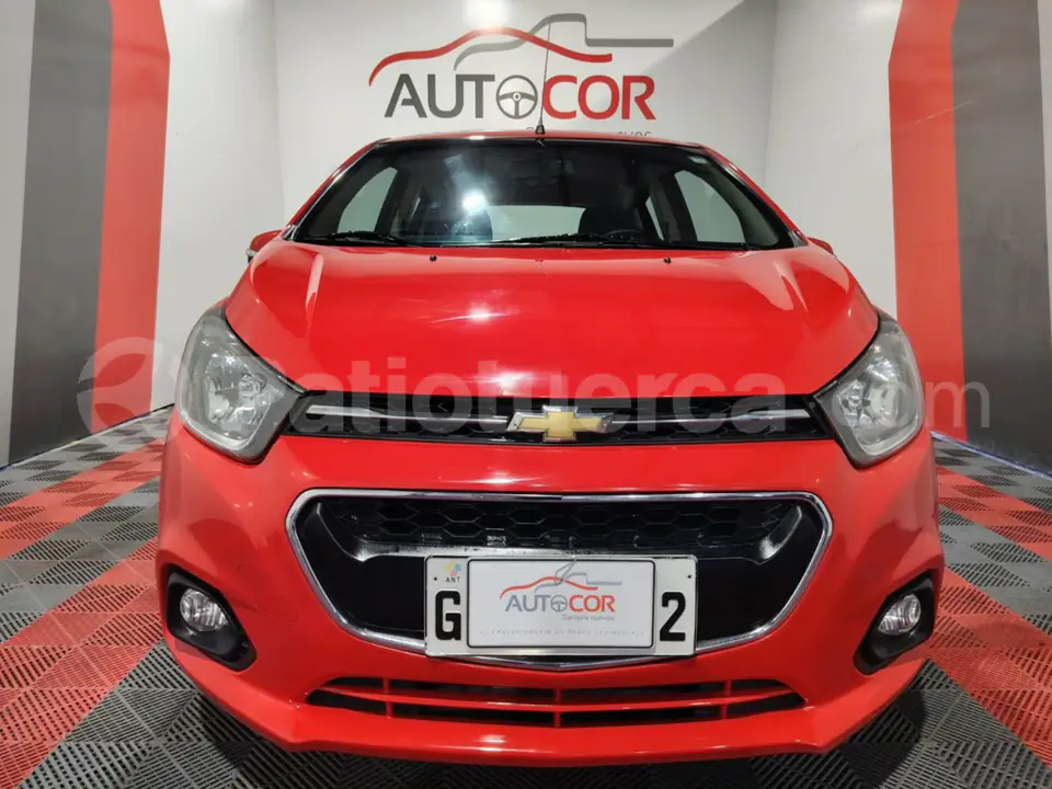 Foto 3 de Chevrolet Spark GT