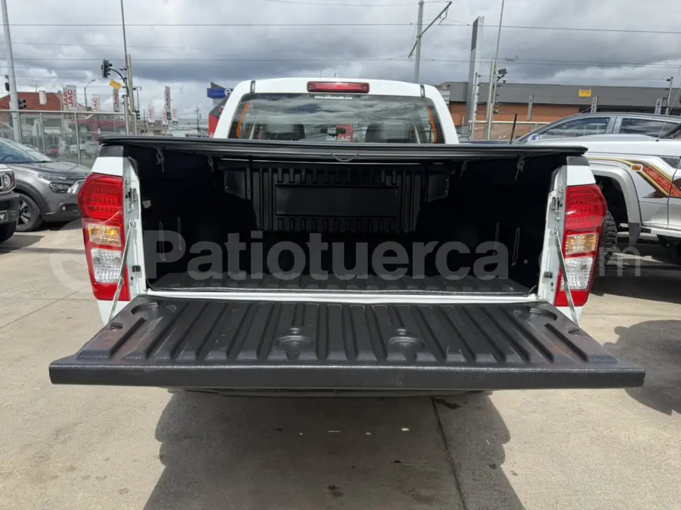 Foto 9 de Chevrolet D-MAX CRDI AC 3.0 CD 4X4 TM DIESEL