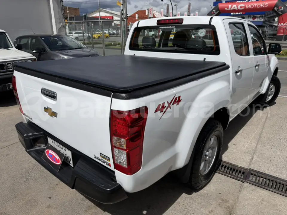 Foto 10 de Chevrolet D-MAX CRDI AC 3.0 CD 4X4 TM DIESEL