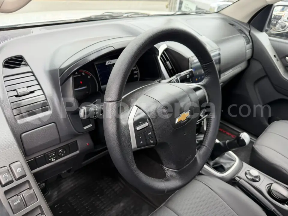 Foto 26 de Chevrolet D-MAX CRDI AC 3.0 CD 4X4 TM DIESEL