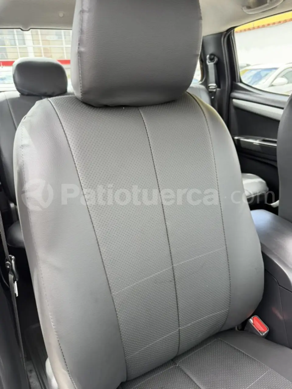 Foto 35 de Chevrolet D-MAX CRDI AC 3.0 CD 4X4 TM DIESEL