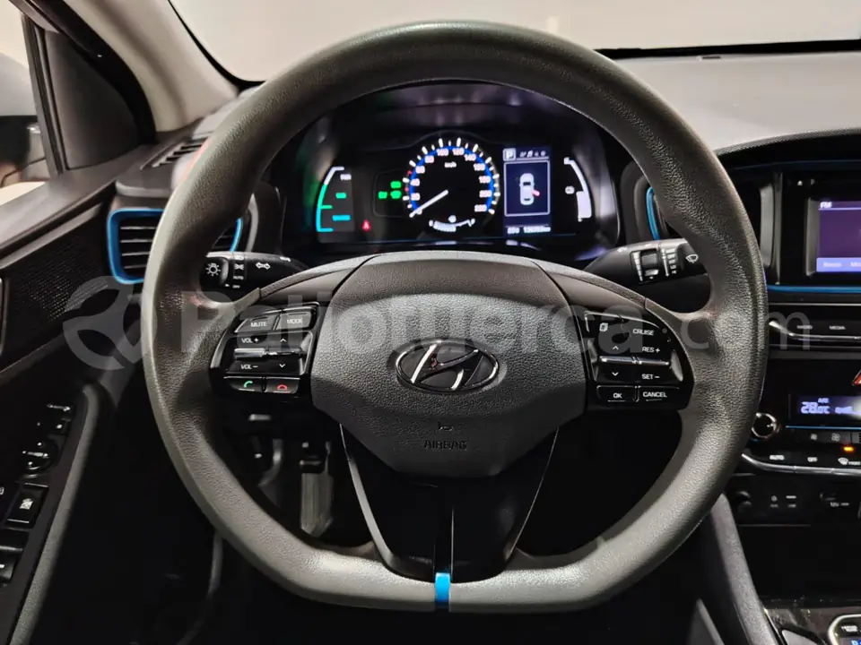 Foto 23 de Hyundai Ioniq Hybrid