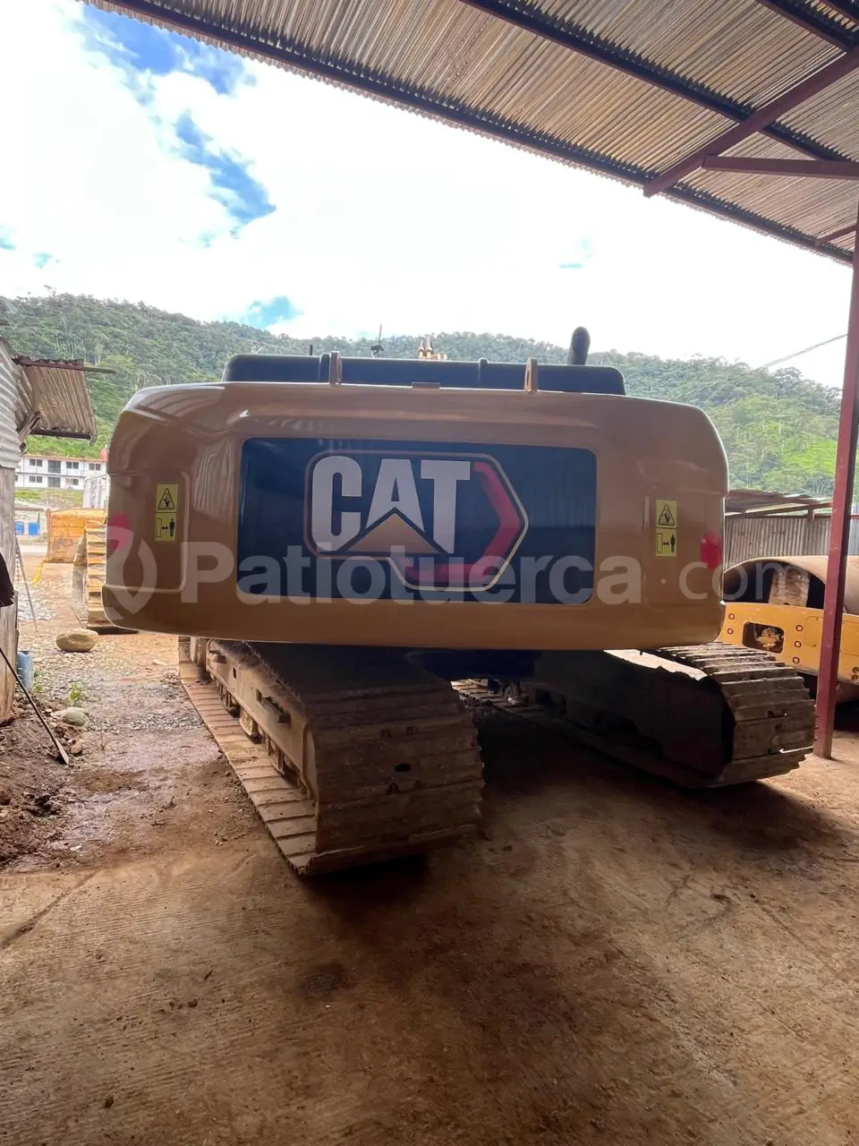 Foto 2 de Caterpillar 329DL