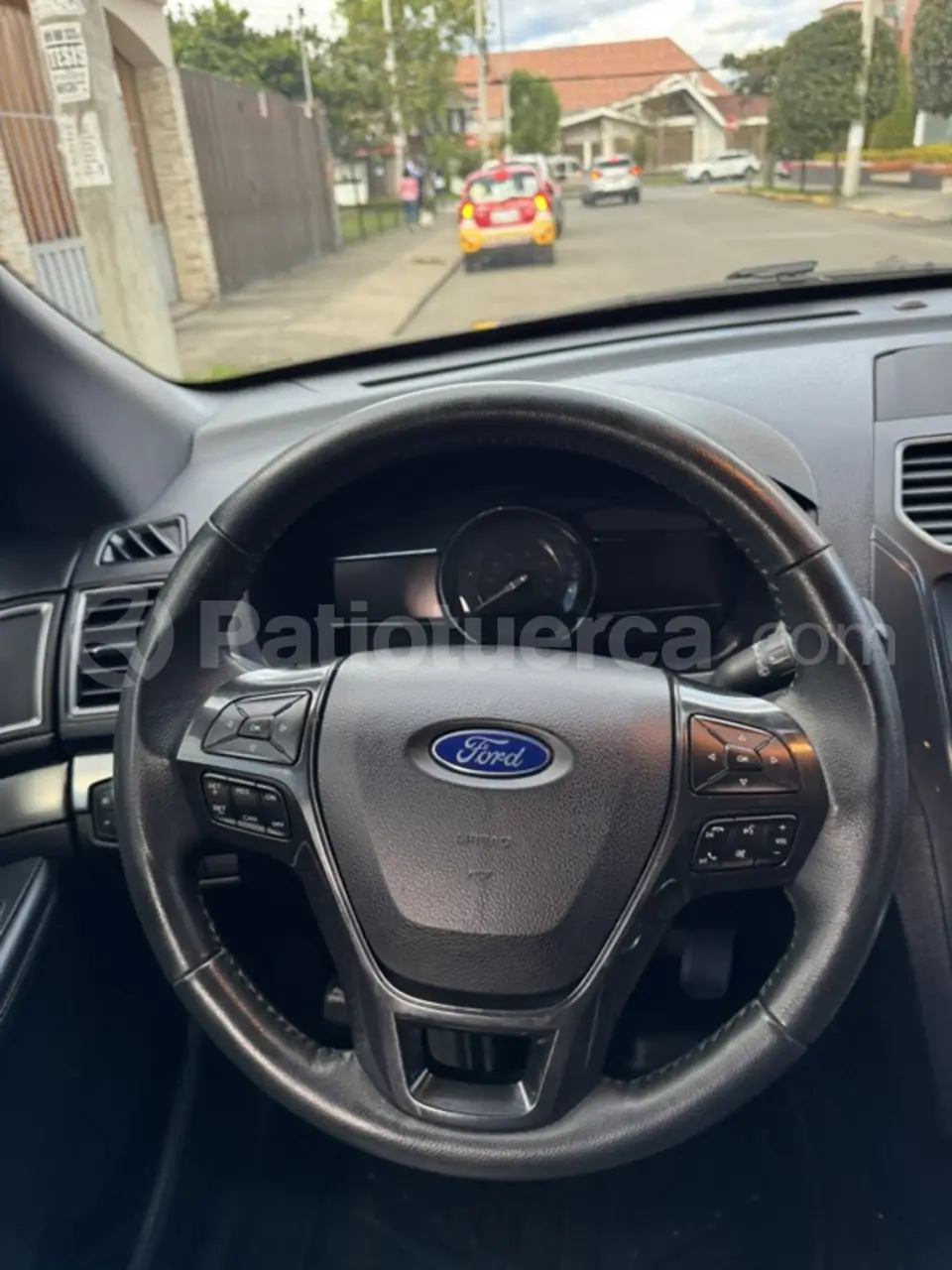 Foto 13 de Ford Explorer XLT