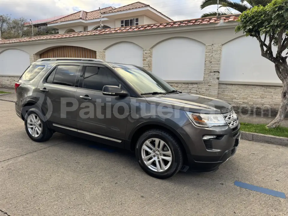 Foto 8 de Ford Explorer XLT
