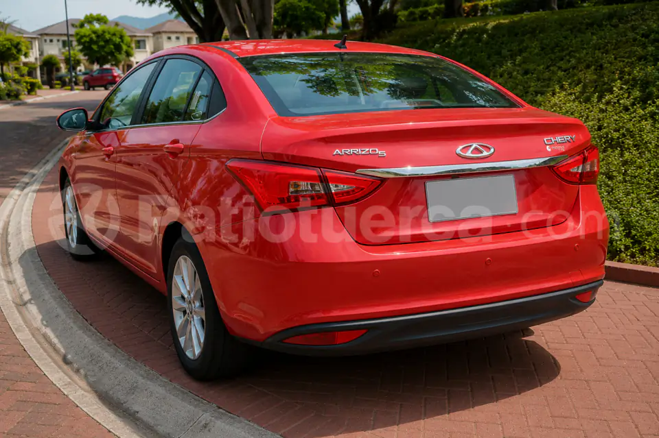 Foto 3 de Chery Arrizo 5 FL