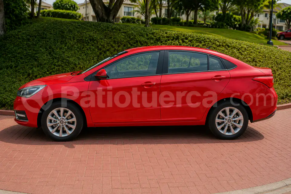Foto 7 de Chery Arrizo 5 FL