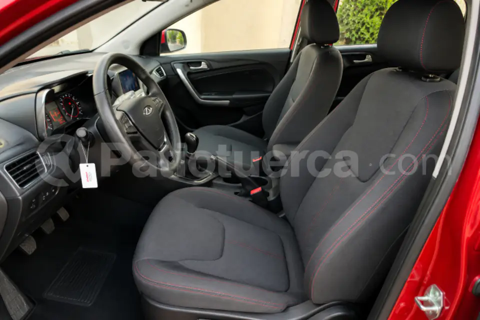 Foto 10 de Chery Arrizo 5 FL