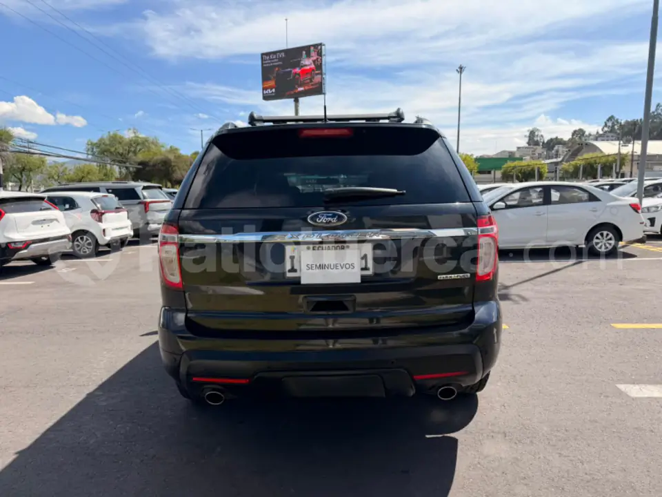 Foto 6 de Ford Explorer Base