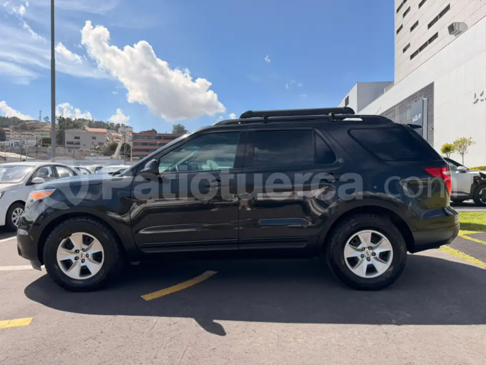 Foto 8 de Ford Explorer Base