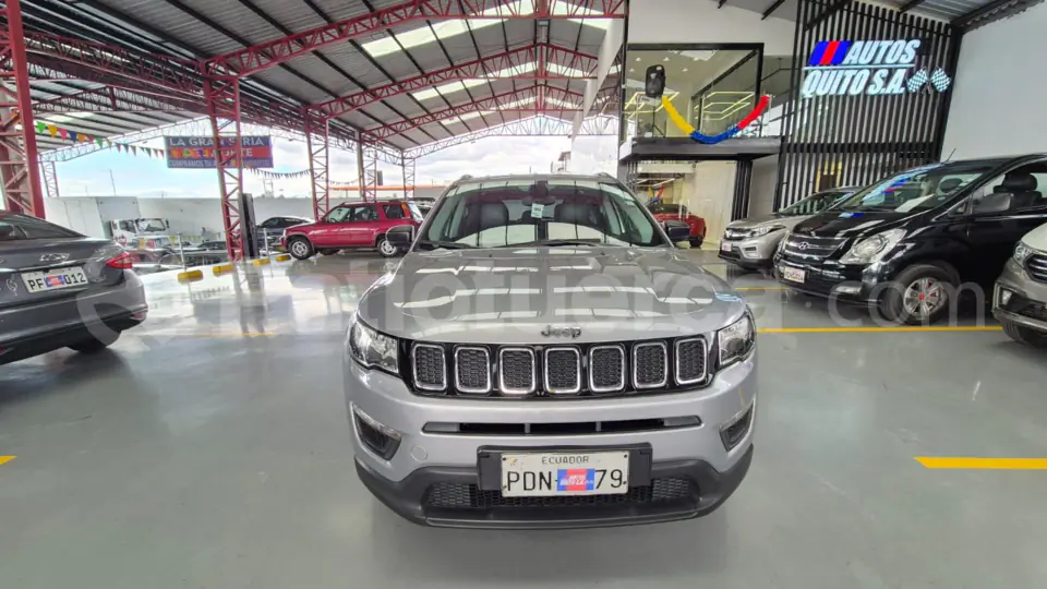 Foto 2 de Jeep New Compass Sport