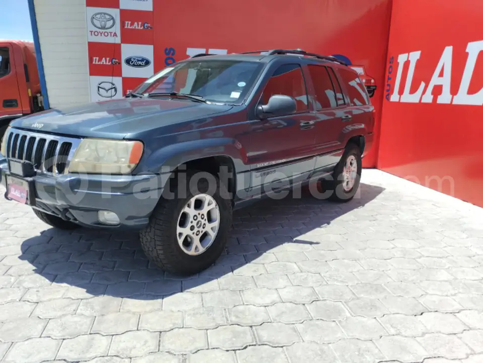 Foto 1 de Jeep Cherokee Laredo