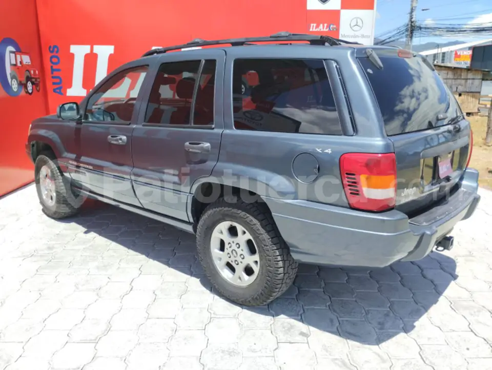 Foto 10 de Jeep Cherokee Laredo