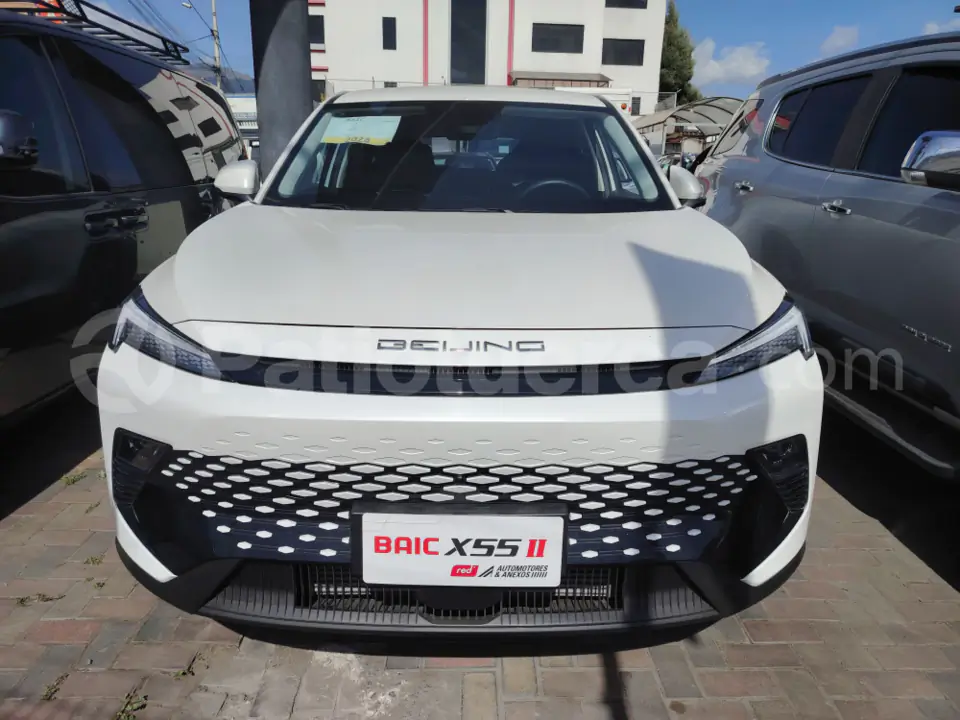 Foto 3 de Baic X55 LUXURY AC 1.5 5P 4X2 TA