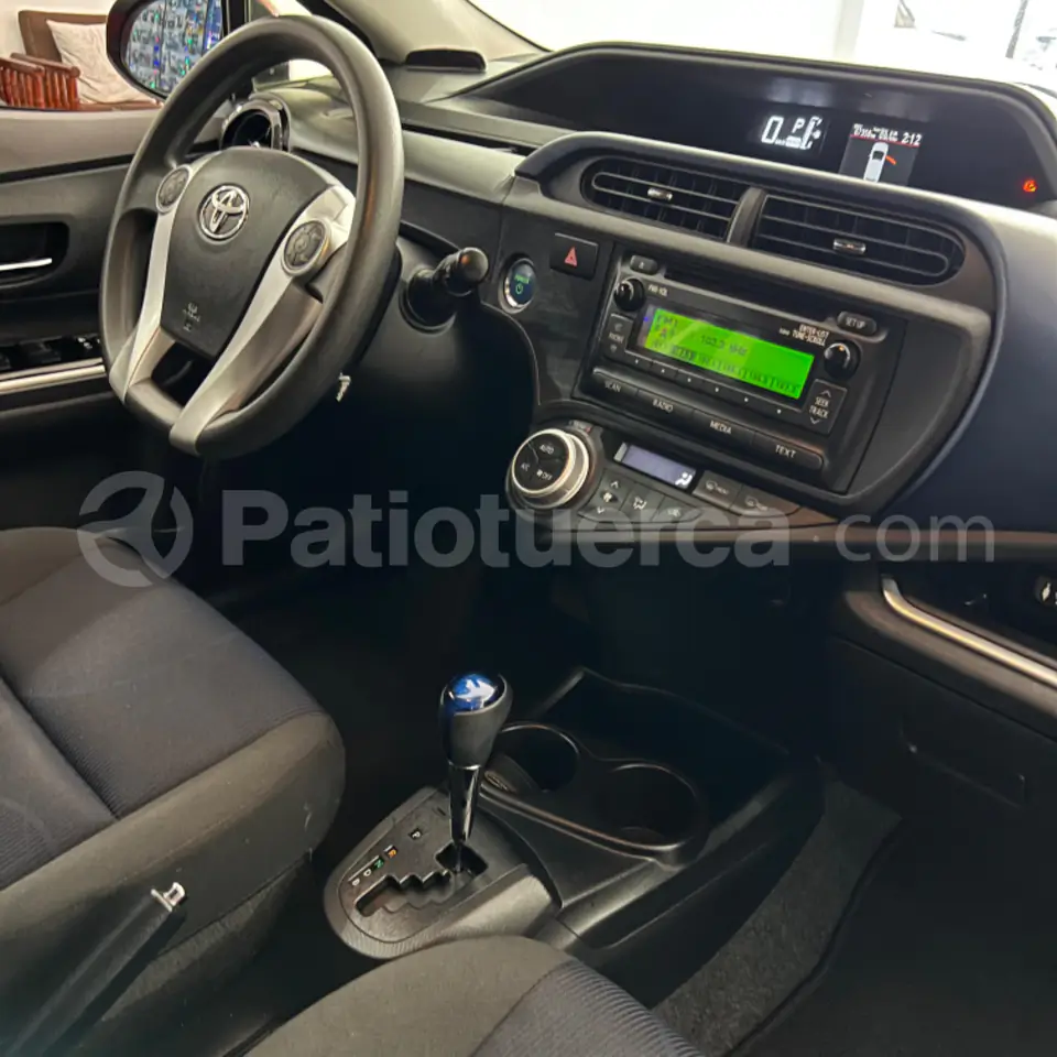 Foto 5 de Toyota Prius C Sport