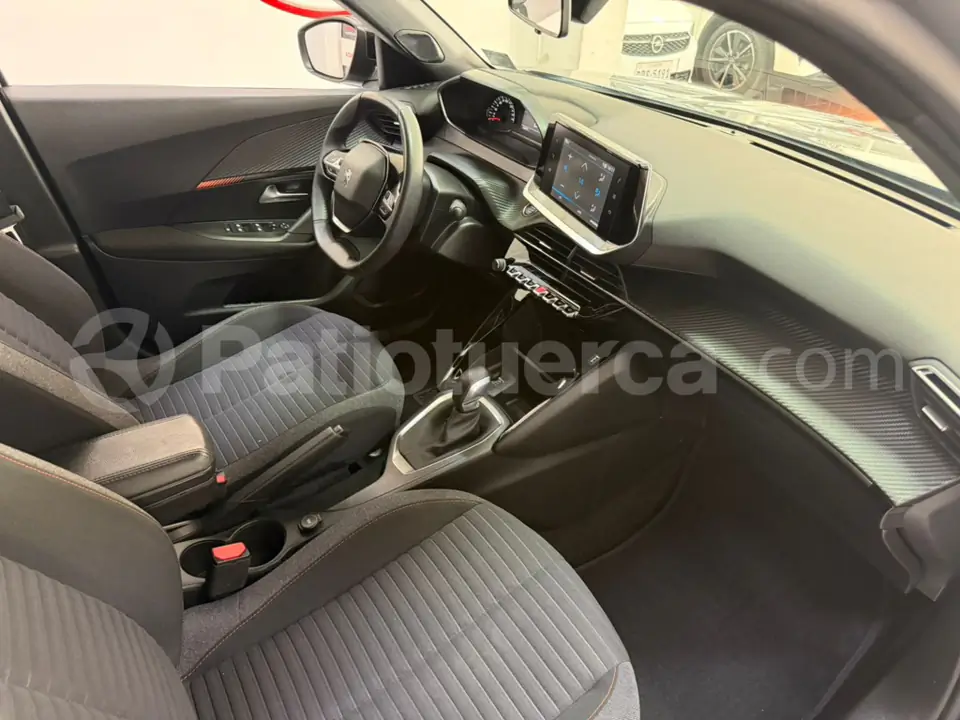 Foto 16 de Peugeot 2008 FIN L