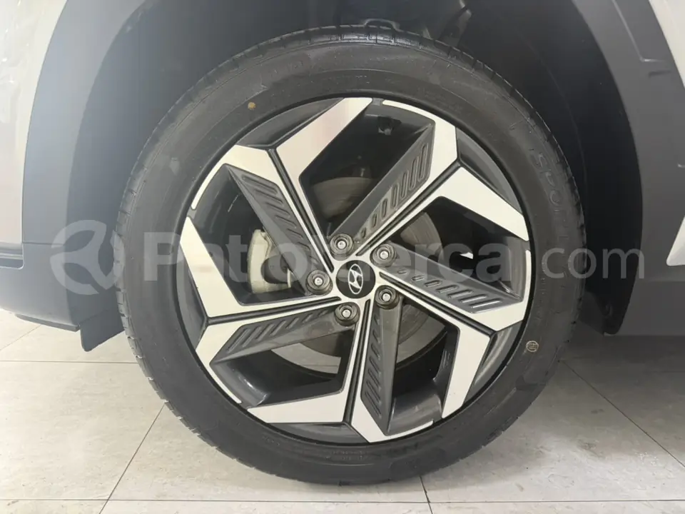 Foto 6 de Hyundai TUCSON NX4E GL